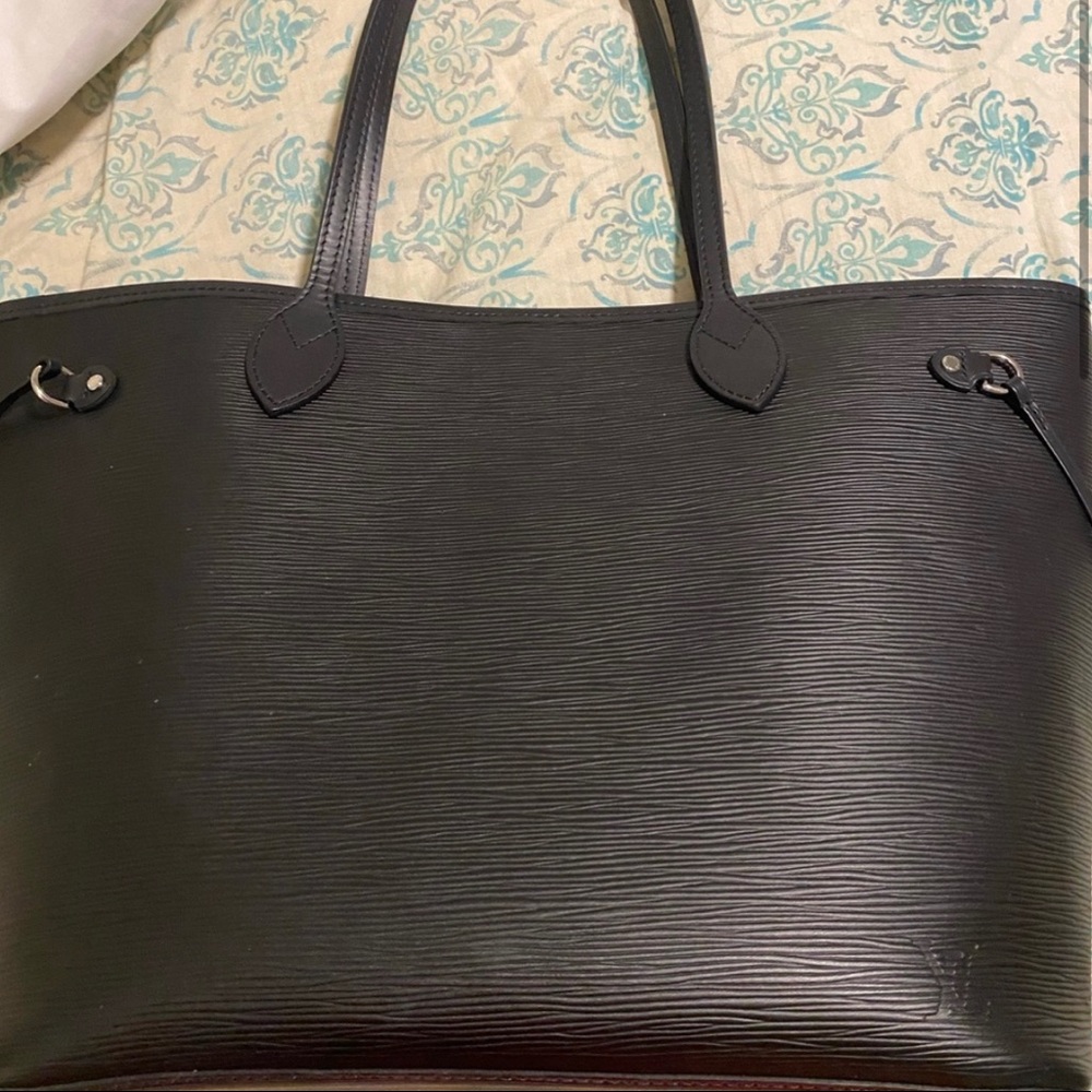 Black LV bag comes with dust bag and box if you like